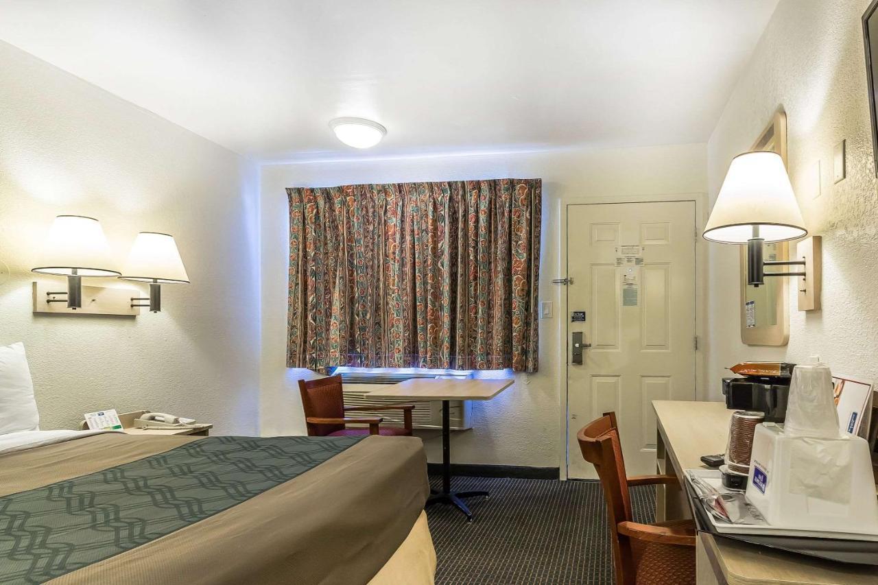 Rodeway Inn Nashville Dış mekan fotoğraf